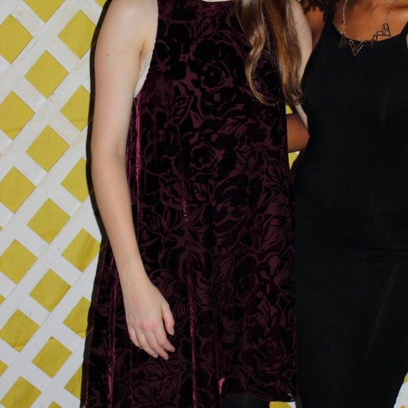 Aritzia Wilfred silk velvet printed Trompette dress - Picture 2 of 3